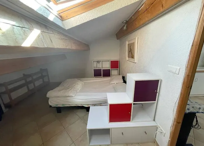 Mes Dans La Garrigue Βίλα